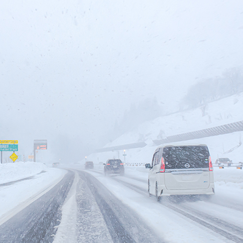 雪害によるインフラ問題イメージ